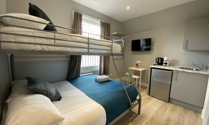 Holloway Apartment | Budget Studio for 3 People Near Arsenal Stadium 4