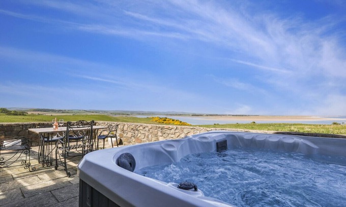 Bamburgh House | Budle Newton - Norrh East Escapes