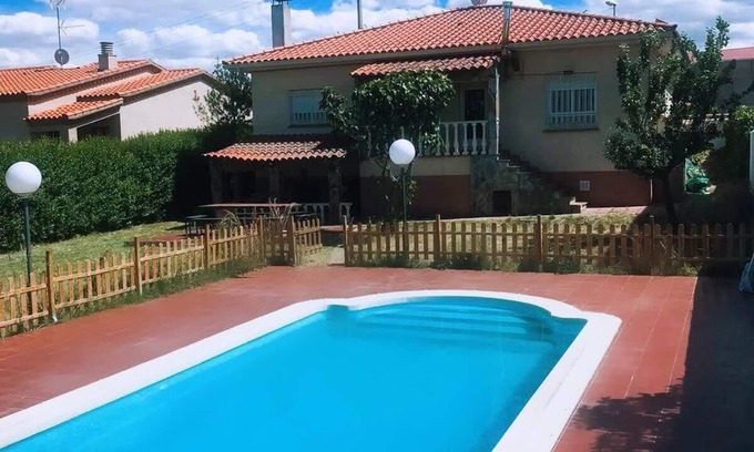 Calvarrasa de Abajo Villa | Buenavista Calvarrasa con Piscina privada