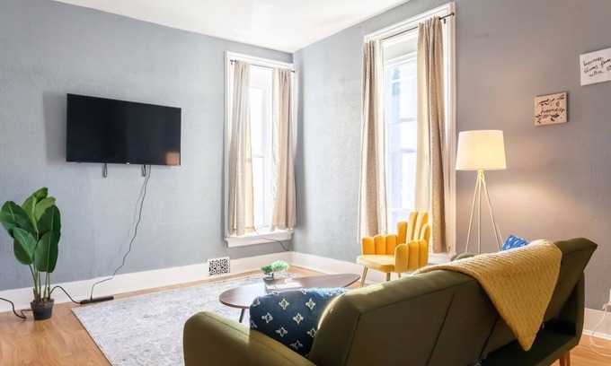 Front Park House | Buffalo - Prospect 4
