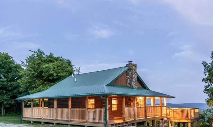 Ponca Cabin | Buffalo River Cabin w/Hot Tub