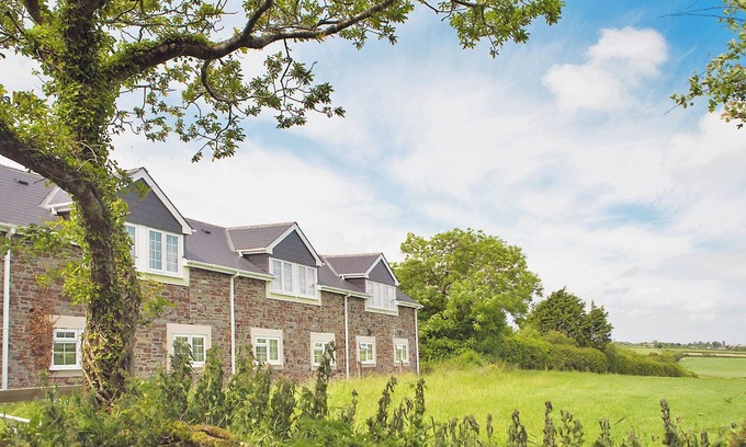 Woolfardisworthy Apartment | Bullfinch Apartment - UK49294
