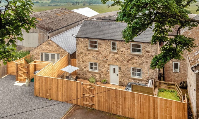 Consett Cottage | Bullions Farm Cottage