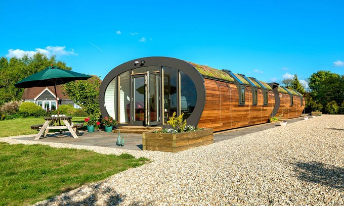 Etchinghill House | Bumble Barn Eco House