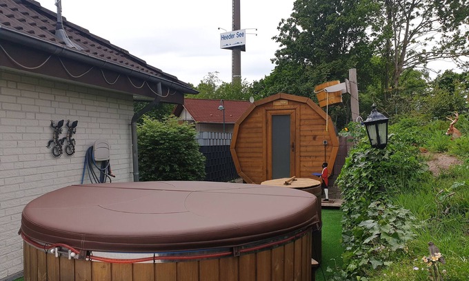 Heede House | Bungalow at Heeder See with sauna, bath tub, plunge pool, 8 pers., Wi-Fi,