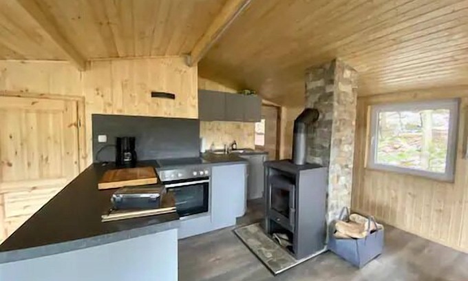 Bucha House | Bungalow for 4 guests with 38m² in Unterwellenborn (145224)