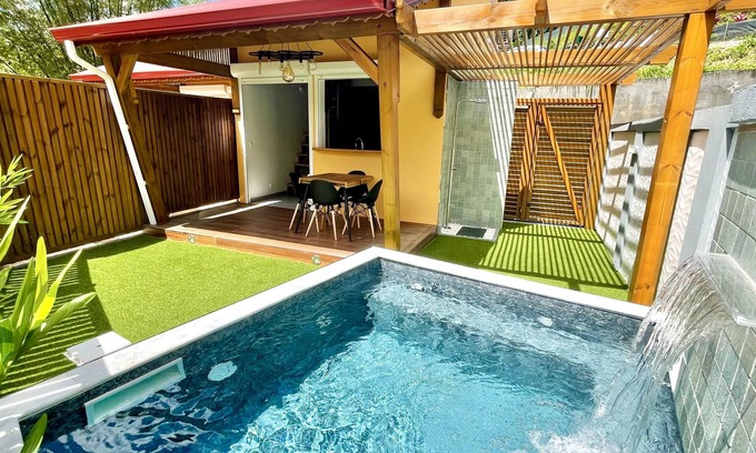 Petit-Bourg House | Bungalow in the heart of nature