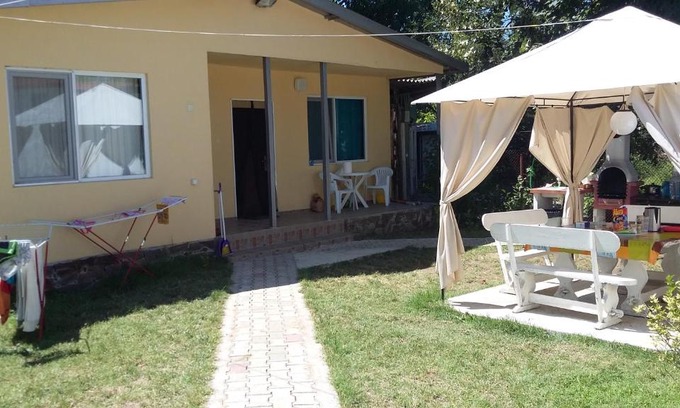 Akhtopol House | Bungalows St. Nicola
