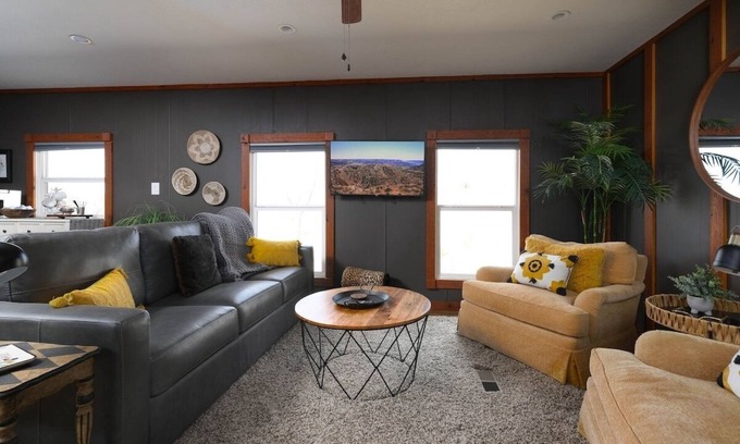 Canyon House | Bunker Haven: Relaxation Escape