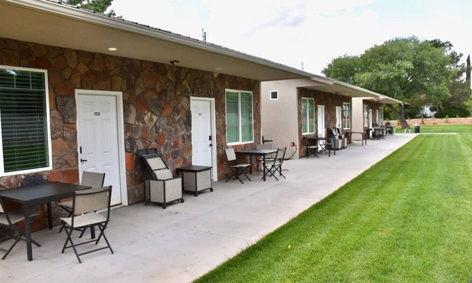 La Verkin Cabin | Bunkhouse 10B Comfortable And Cozy