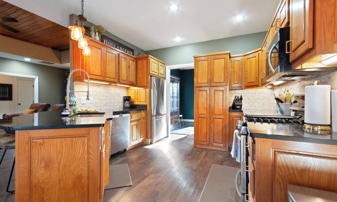 Millington House | Bur Oak House: Autumn Adventures and Cozy Comforts!