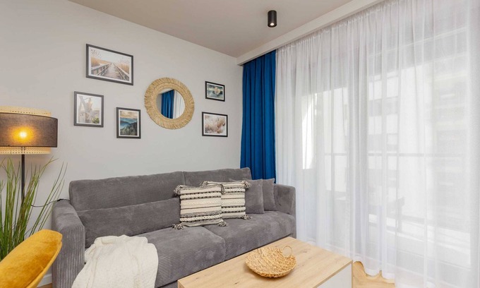 Wola Apartment | Burakowska 16B | Tasteful Apartment | Parking