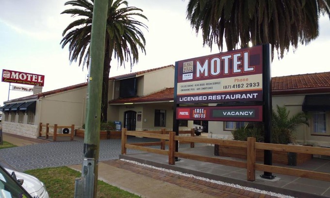 Kingaroy Hotel | Burke & Wills Motor Inn