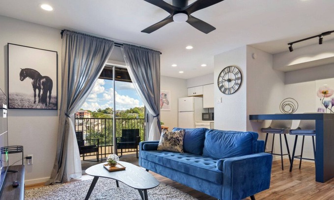 Riverside Apartment | Burton #234 xxxxxxxx
