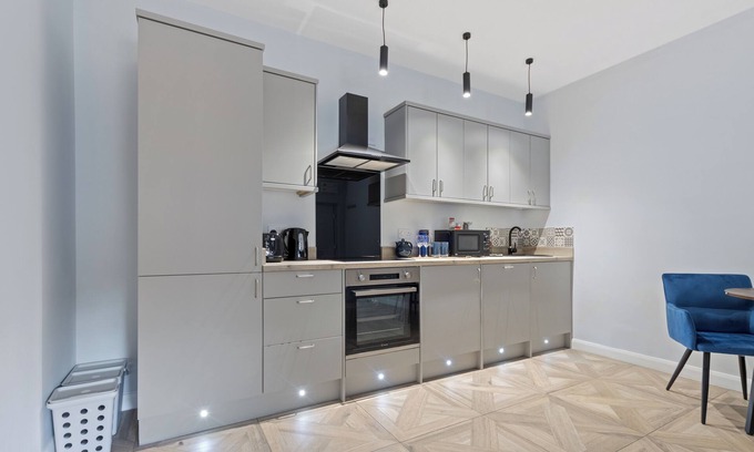 Mapperley Apartment | Bushrah House