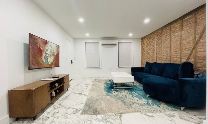 Bushwick House | Bushwick Brooklyn Bedroom & Private Bath