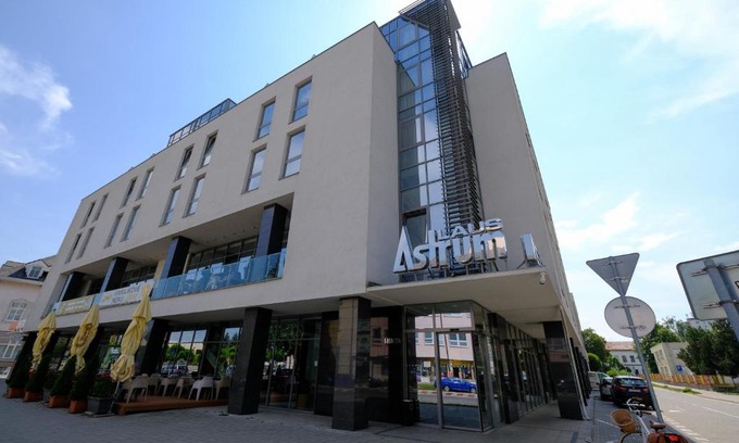 Levice Hotel | Business Hotel Astrum Laus