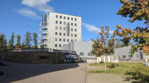 Heimsheim Hotel | BUSINESS-MOTEL, 24h self checkin, free parking, eCharging