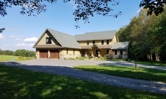 Accident House | Butterfly Suite-Enchanted Elegance near DCL/Wisp! Fireplace! Meadow/Forest View!