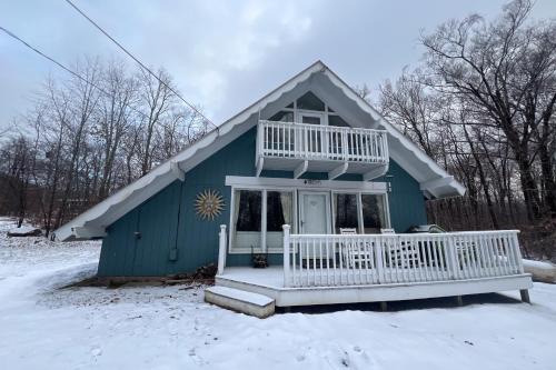 Stratton and Bromley Ski Areas House | Buzz's Place
