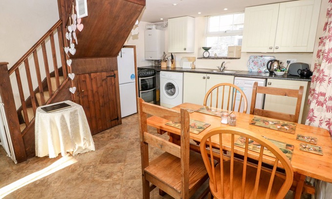 Rhyd-y-clafdy Cottage | Bwthyn Celyn