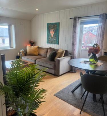 Kirkenes Apartment | By the city center Free parking Newly renovated