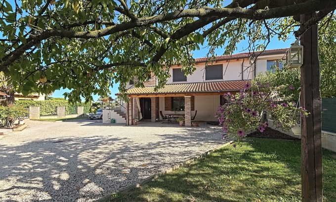 Santa Maria di Sala Apartment | Cà Marsari (Marsari House)