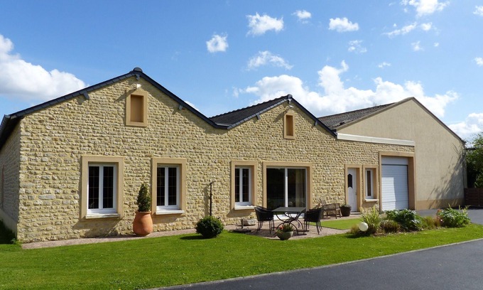 Port-en-Bessin-Huppain House | Côté Mer Normandie Port en Bessin - L'Ancre de Mer 4* house, 180m² ground floor