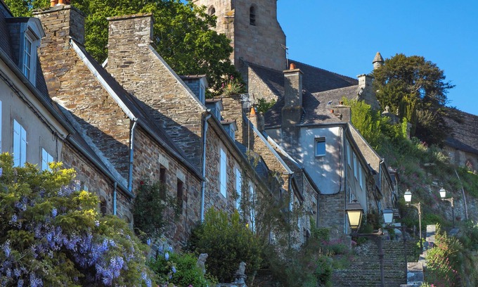 Brelevenez House | Côte de Granit Rose, Maison de Charme Dans L'escalier de Brélévenez à Lannion