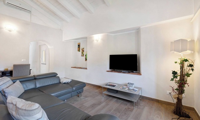 Gorra Apartment | Ca di Perti Apartment 3 with Mountain View