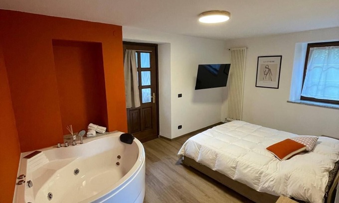 Aosta House | Ca'osta - cozy two-room apartment between relaxation and nature with hot tub