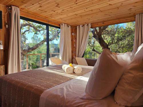 Saint-Just-et-Vacquieres Bed & Breakfast | Caban'AO