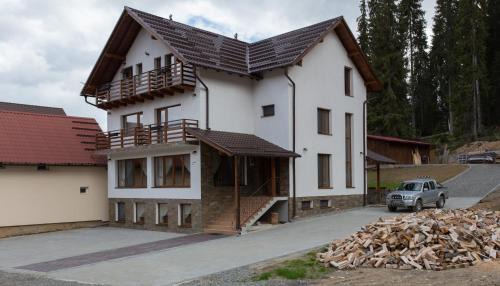 Tau Bistra House | Cabana Ama