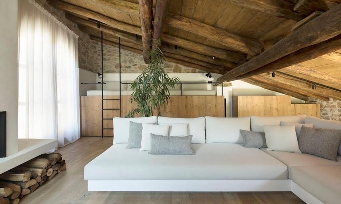 Vilallonga de Ter Ski Chalet | Cabana La Roca