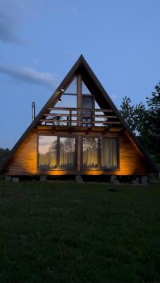 Poiana Marului Ski Chalet | Cabana lu’ Ilie