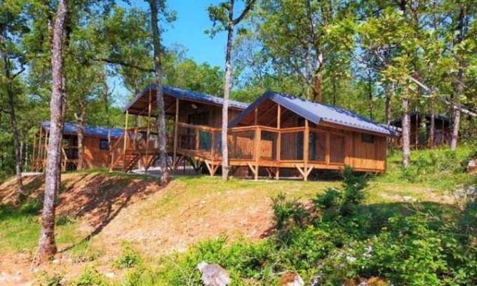 Saint-Cirq-Lapopie Cabin | Cabane 3 étoiles - Piscine - efchcf