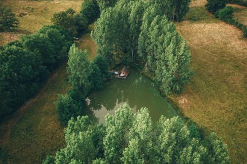 Saint-Didier-sur-Arroux House | Cabane du Beau-Regard