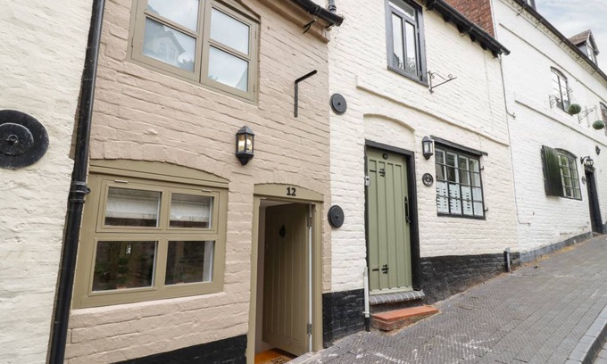 Bridgnorth Cottage | Cabin ∙ 1 bedroom ∙ 3 guests