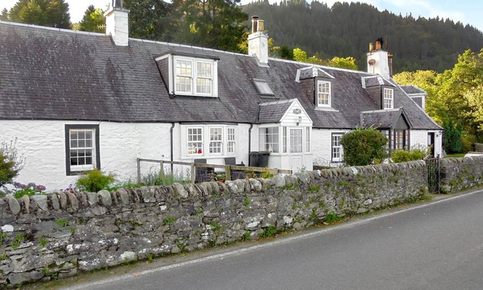 Kilmun Cottage | Cabin ∙ 2 bedrooms ∙ 4 guests