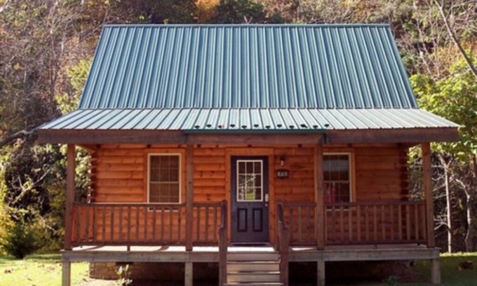 Galax Apartment | Cabin 305 - Mountain Treasure