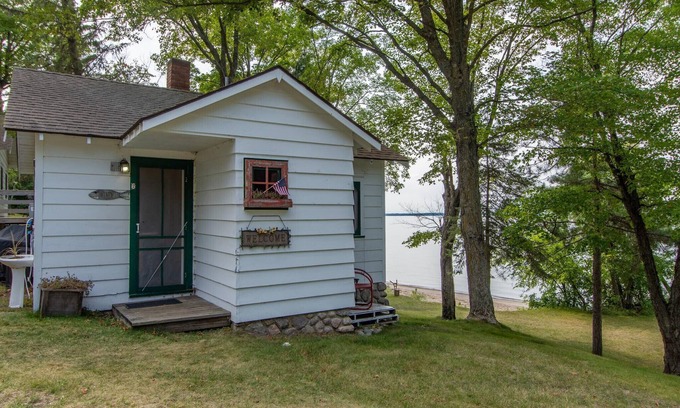 Longville Cabin | Cabin 6, Lien's Resort, Leech Lake, Fishing, Swimming, Boating