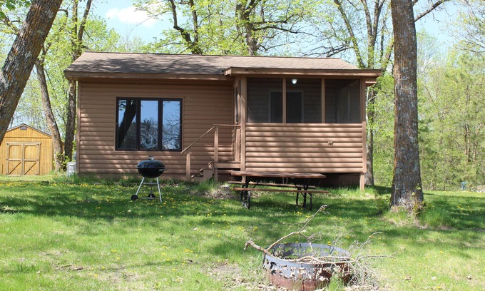 Park Rapids Cabin | Cabin #7 Cozy Lakefront Cabin