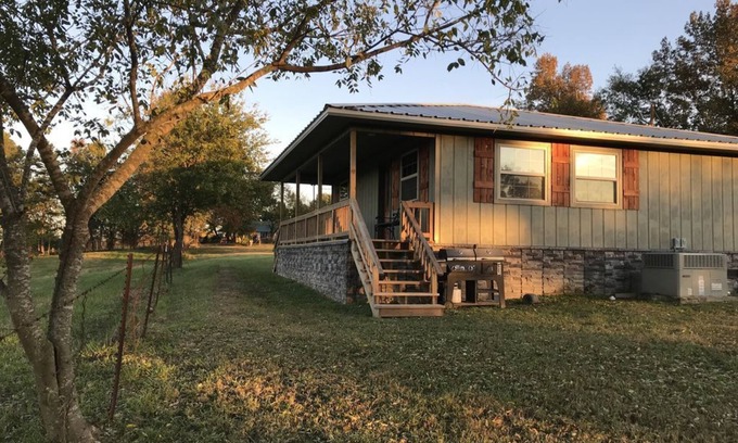 Pearcy Cabin | Cabin At Lost Creek w/Hot Tub - A little slice of heaven