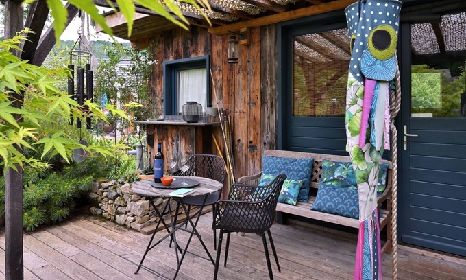 Arrien-en-Bethmale Cabin | Cabin 'Belle Lune' with Mountain View, Private Terrace and Private Garden