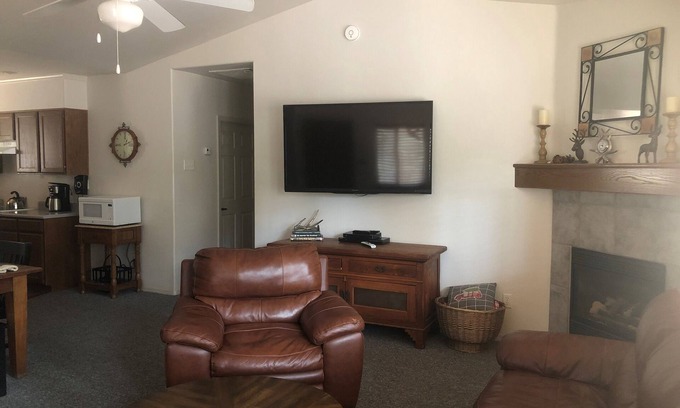 Fort Valley Cabin | Cabin In The Pines On 3+ Acres Close To Skiing And Hiking