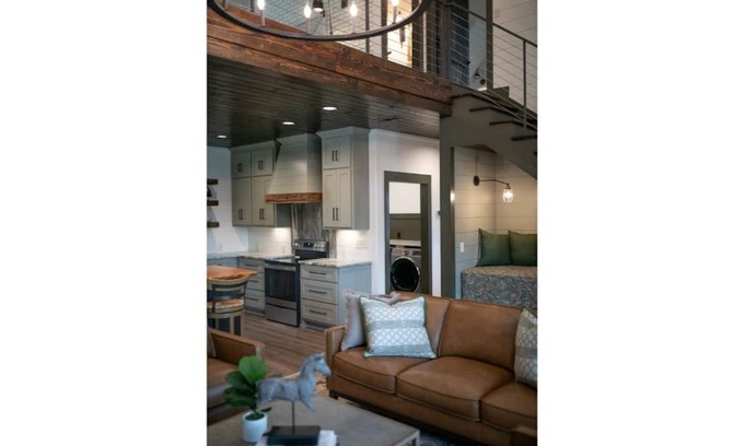 Duncanville Cottage | Cabin,Lake,Resort,Tuscaloosa,Pappy's Place