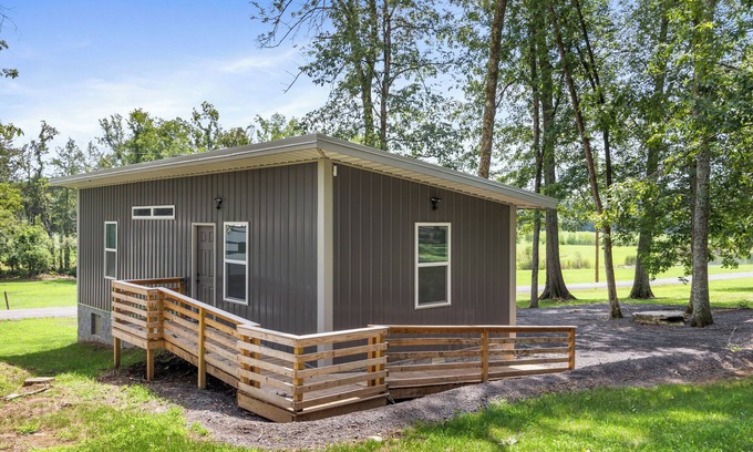 Mount Juliet Cabin | Cabin Near Nashville - Sleeps 9!