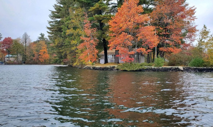 Litchfield Cottage | Cabin on Woodbury Pond