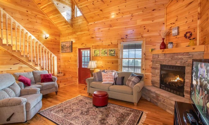 Vilas Cabin | Cabin with Blue Ridge Mountain Views