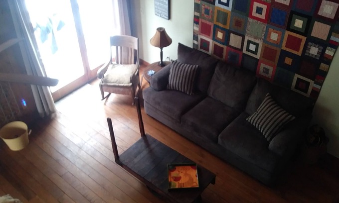 Farmers Retreat Cabin | Cabin with Hot Tub, Creation Museum, State Parks, Historic River Towns
